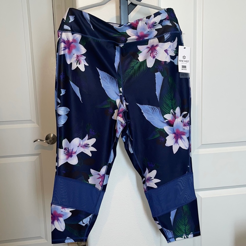 Nine West active leggings.